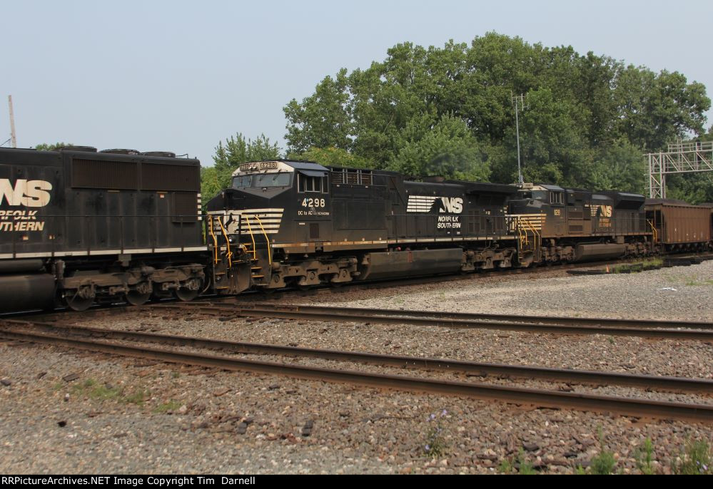 NS 4298 , 1128 first set of dpu's